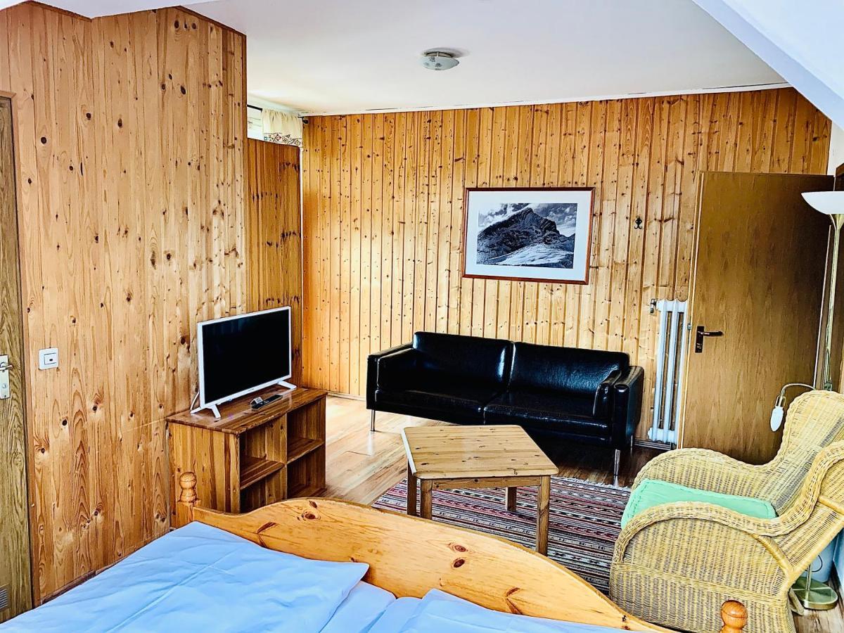Gaestehaus Hohe Tannen جارمش بارتنكيرشن المظهر الخارجي الصورة